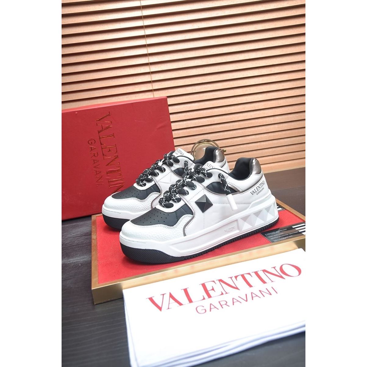 Valentino One Stud Shoes - Click Image to Close